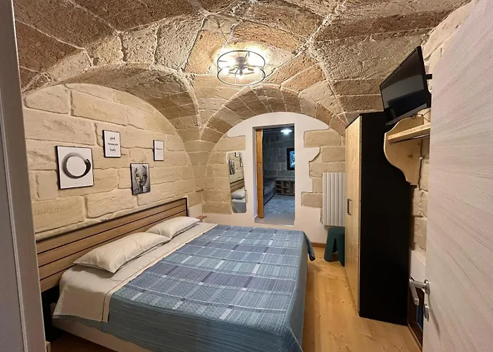 Home Marlu Barocca